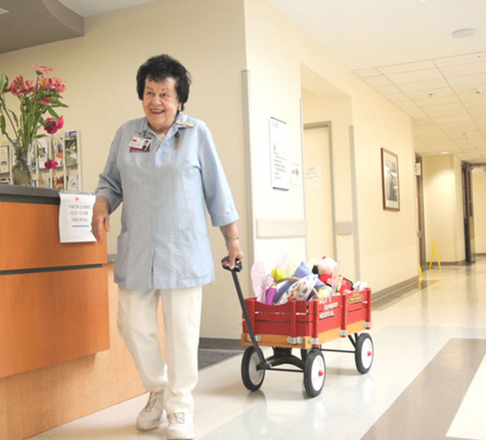 Auxiliary volunteers add special touch to UTMB